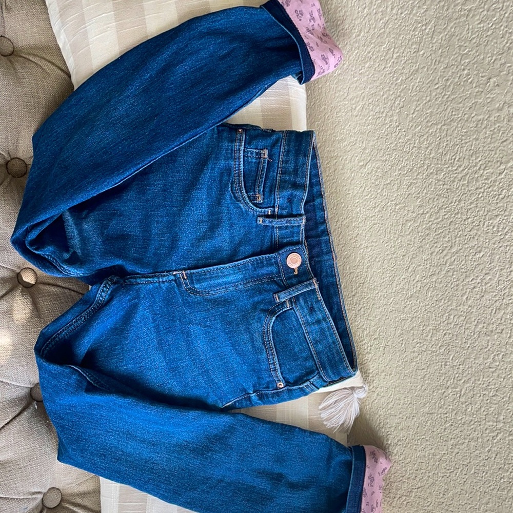 H & M Girls size 8-9 fully lined dark denim jeans. Very soft, skinny fit *1